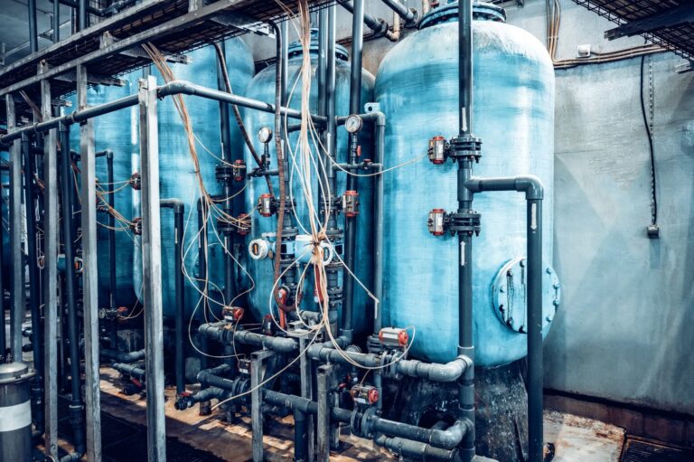 Problem z systemem uzdatniania wody w myjni przemysłowej – skuteczne rozwiązania