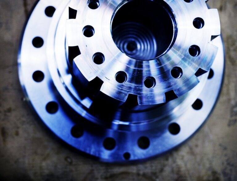 Jak wybrać odpowiednie kołnierze zaślepiające do instalacji przemysłowych