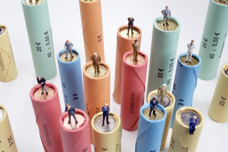 Jak wybrać odpowiednie wkładki bezpiecznikowe cylindryczne dla twojej instalacji