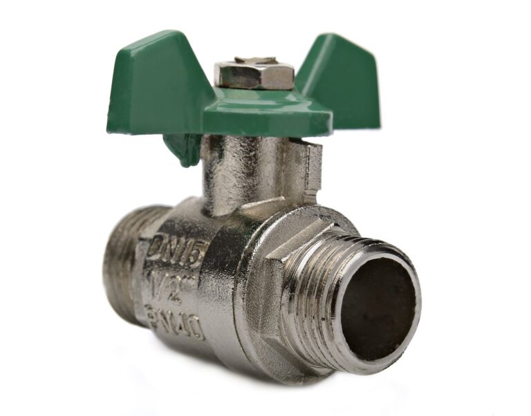 Jak wybrać i zamontować odpowiedni zawór kulowy do instalacji hydraulicznej